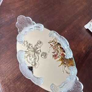 Elegant Glass Decorative Mirror